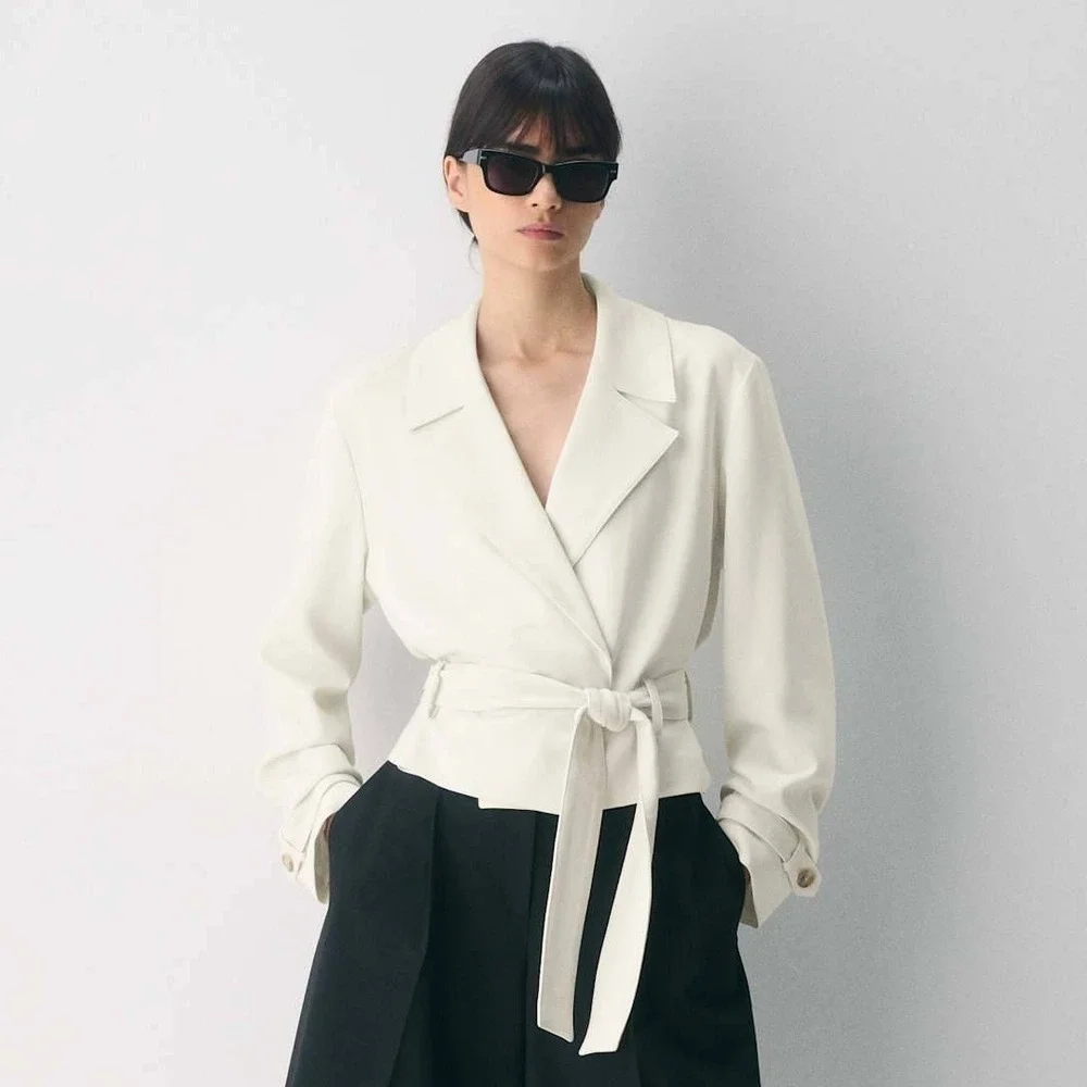Aritzia Babaton Womens Postage Trench Coat M Cream Sway Crepe Minimalist NWT